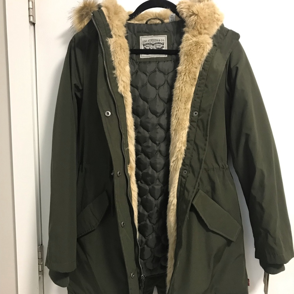 New Levi’s Olive Green Winter Jacket with Hood - Size XS